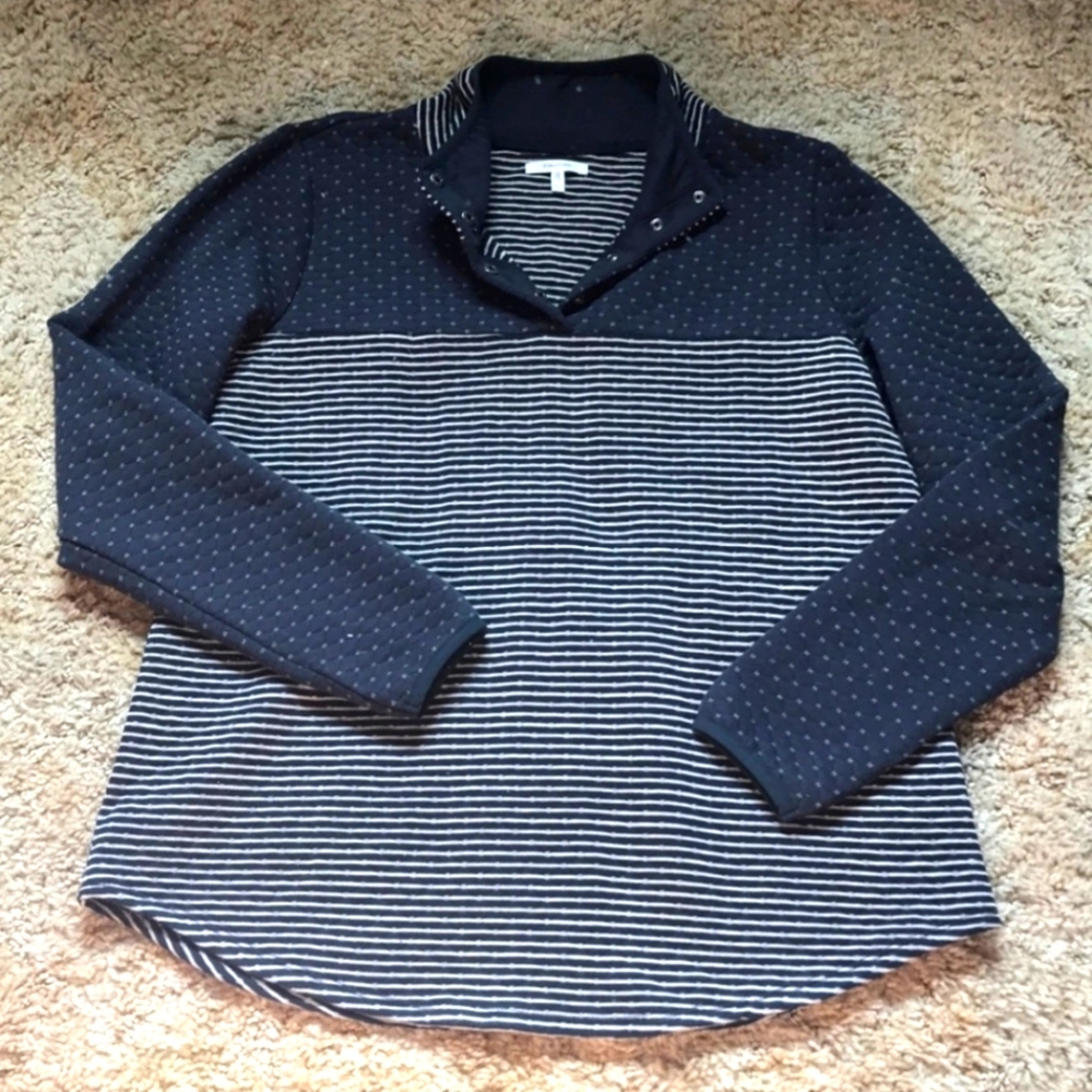 {2XL} Maurices - Navy Stripped Pull Over